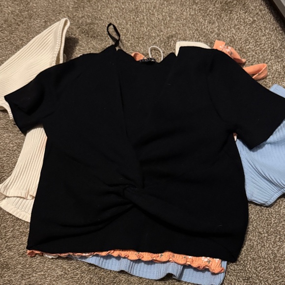 Bundle of shirts - Picture 6 of 8